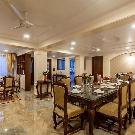 Stayvista'S Lake La Vie - Tranquil Lake-View Villa Amidst Farmland With Pool And Poolside Gazebo - Proximity To Sula Nashik Exterior photo